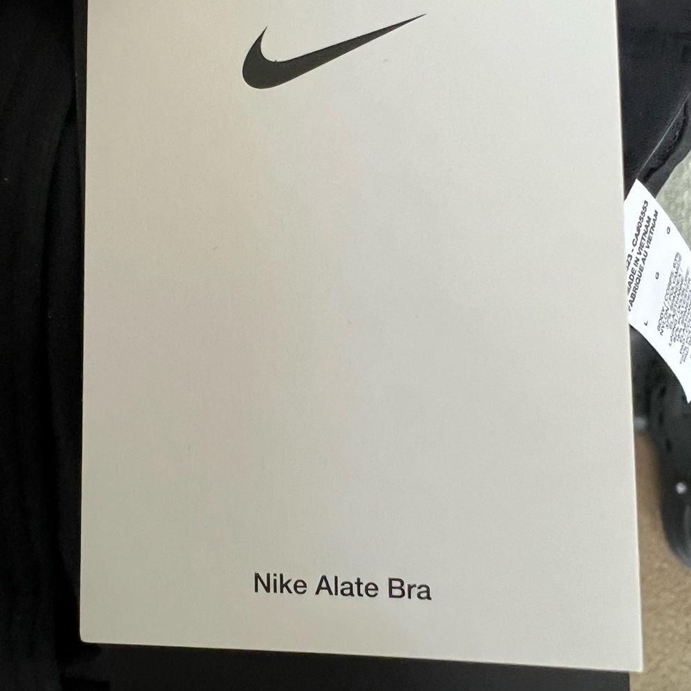 Nike ALATE SPORTS BRA SIZE L